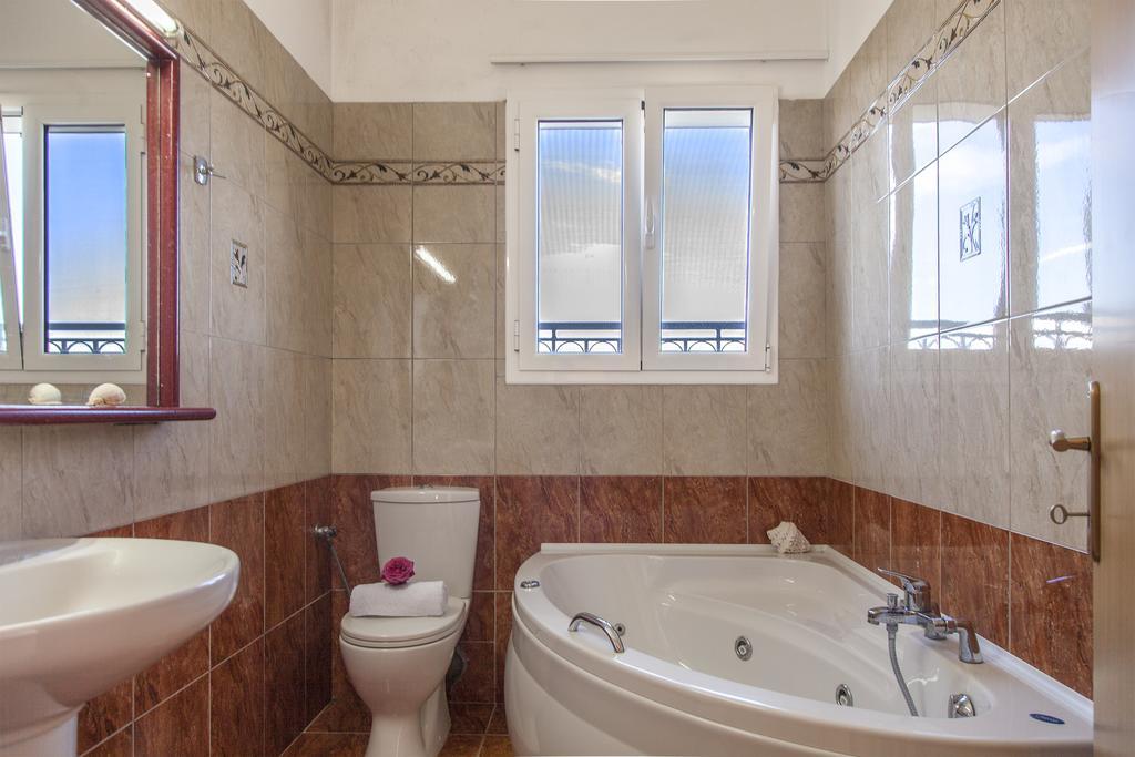 Apolpaina L Apartments Kültér fotó